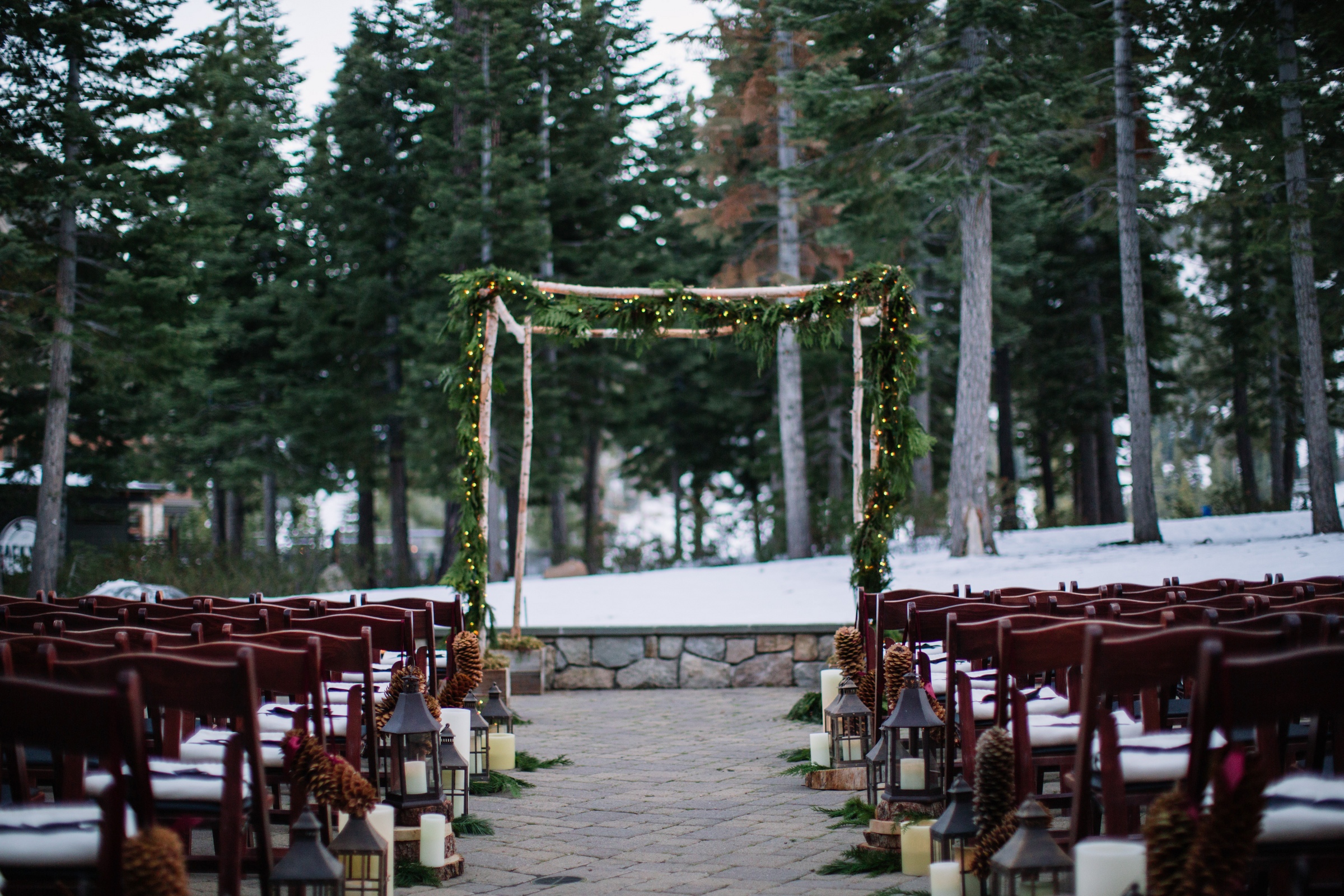 winterwedding-redreception-brittneyraine