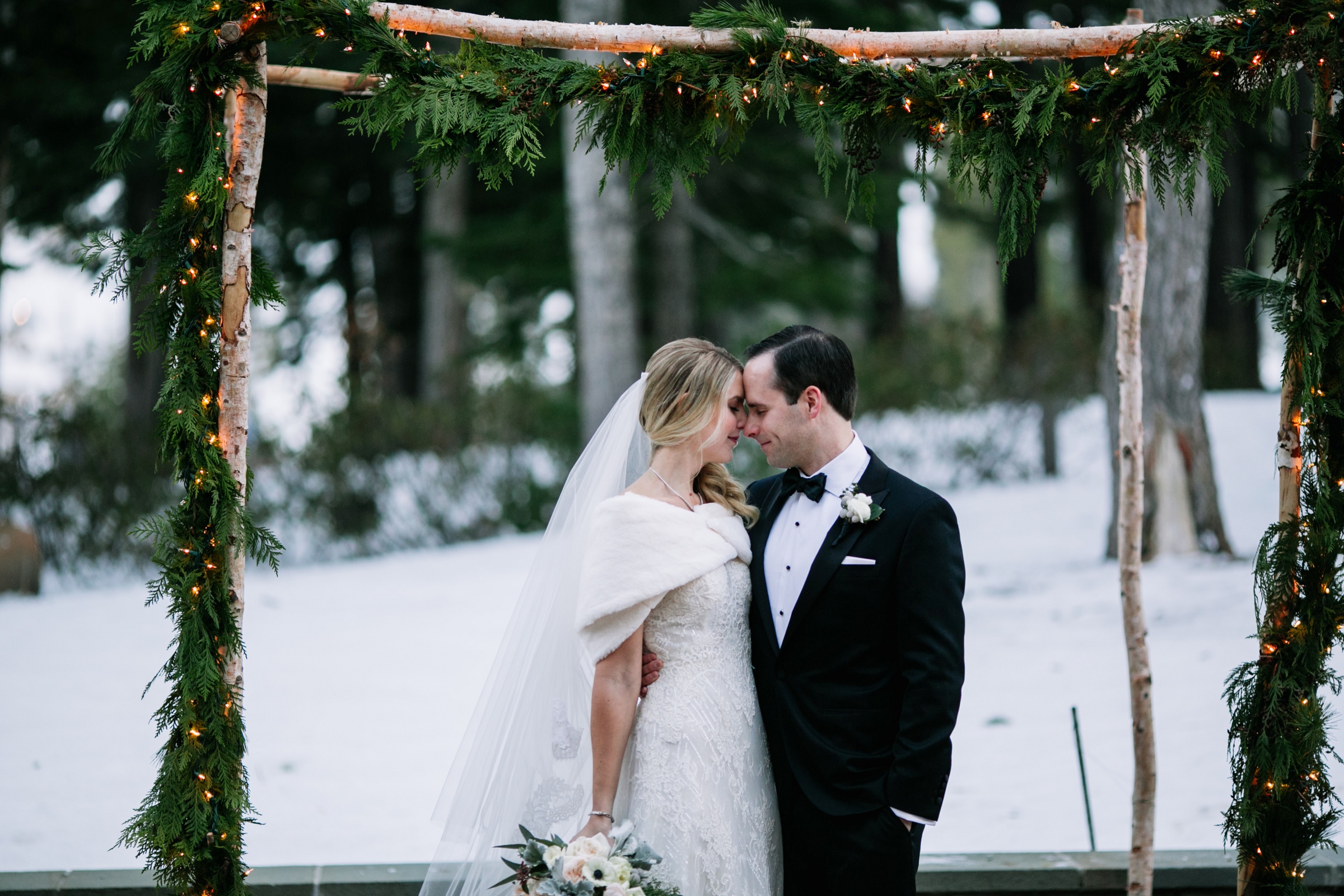 winterwedding-redreception-brittneyraine