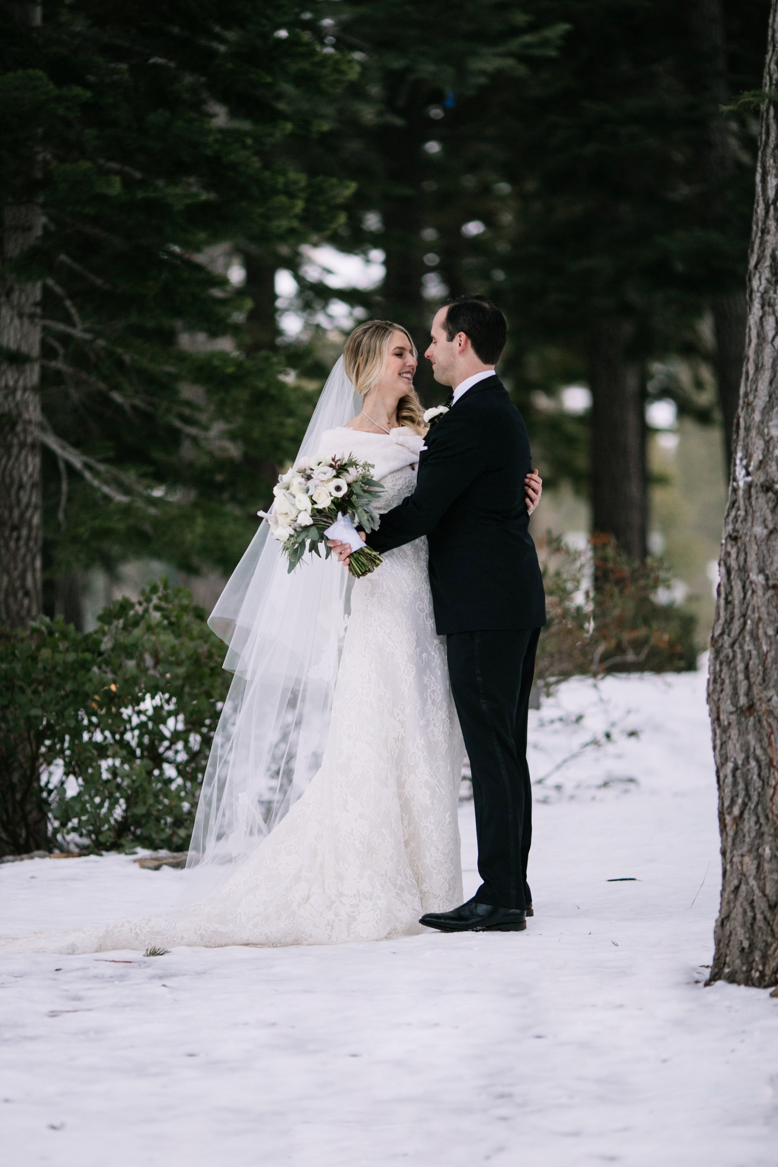 winterwedding-redreception-brittneyraine
