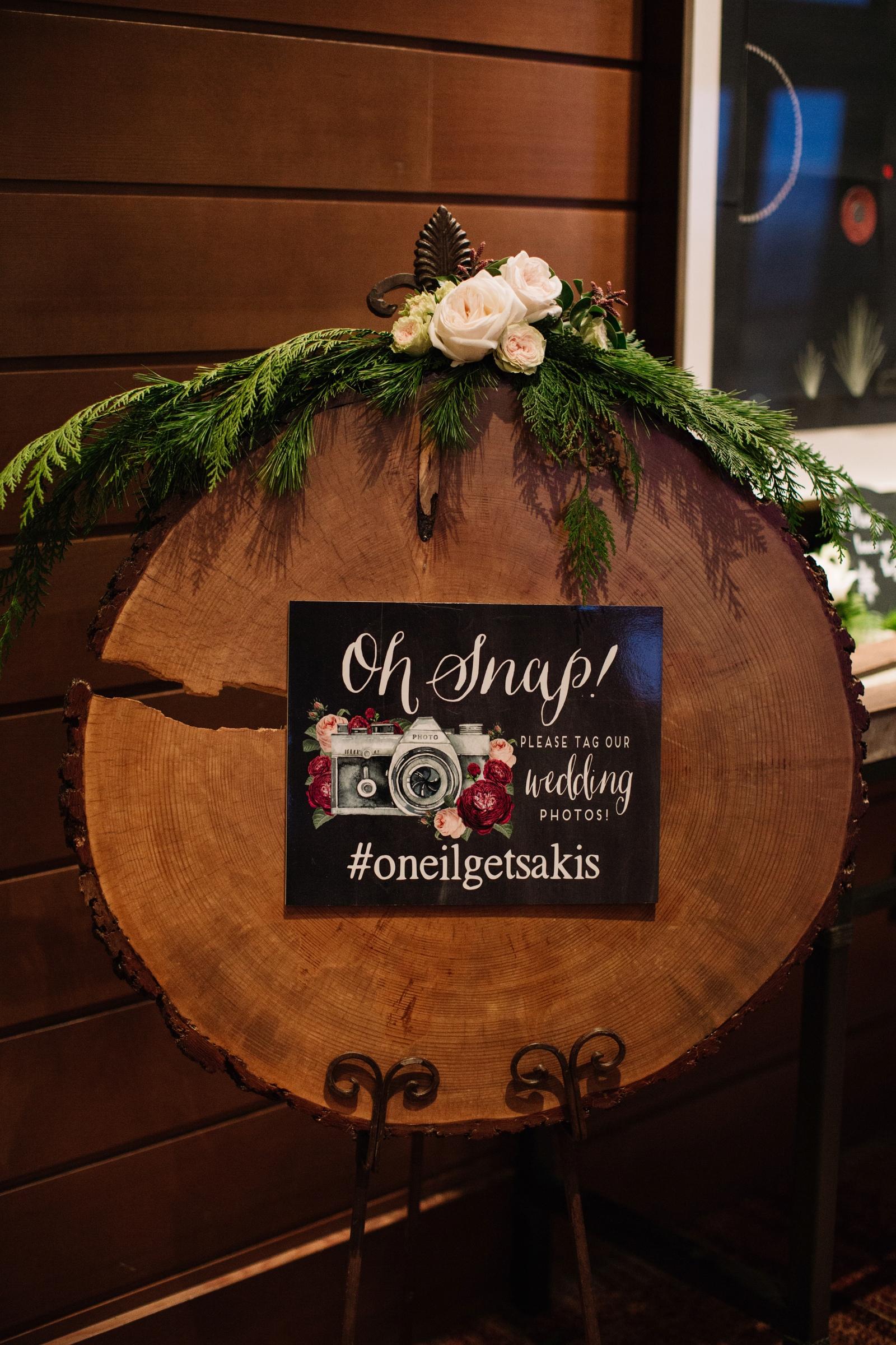 winterwedding-redreception-brittneyraine