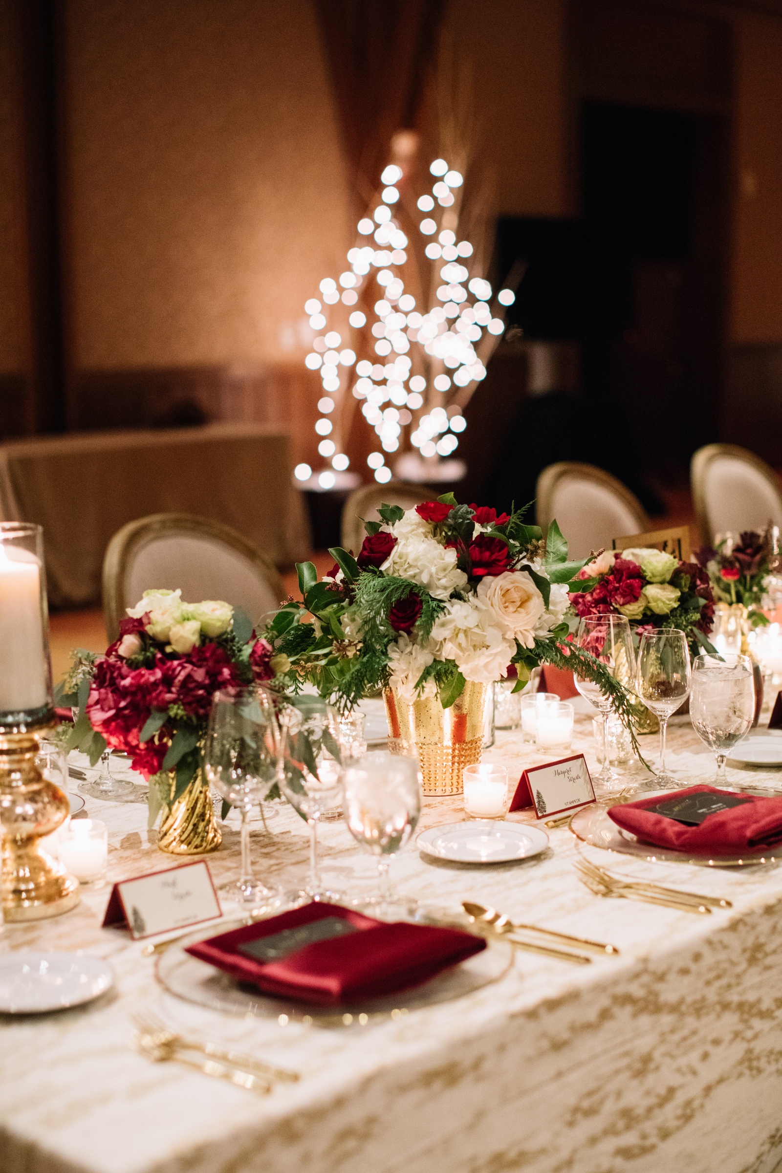 winterwedding-redreception-brittneyraine