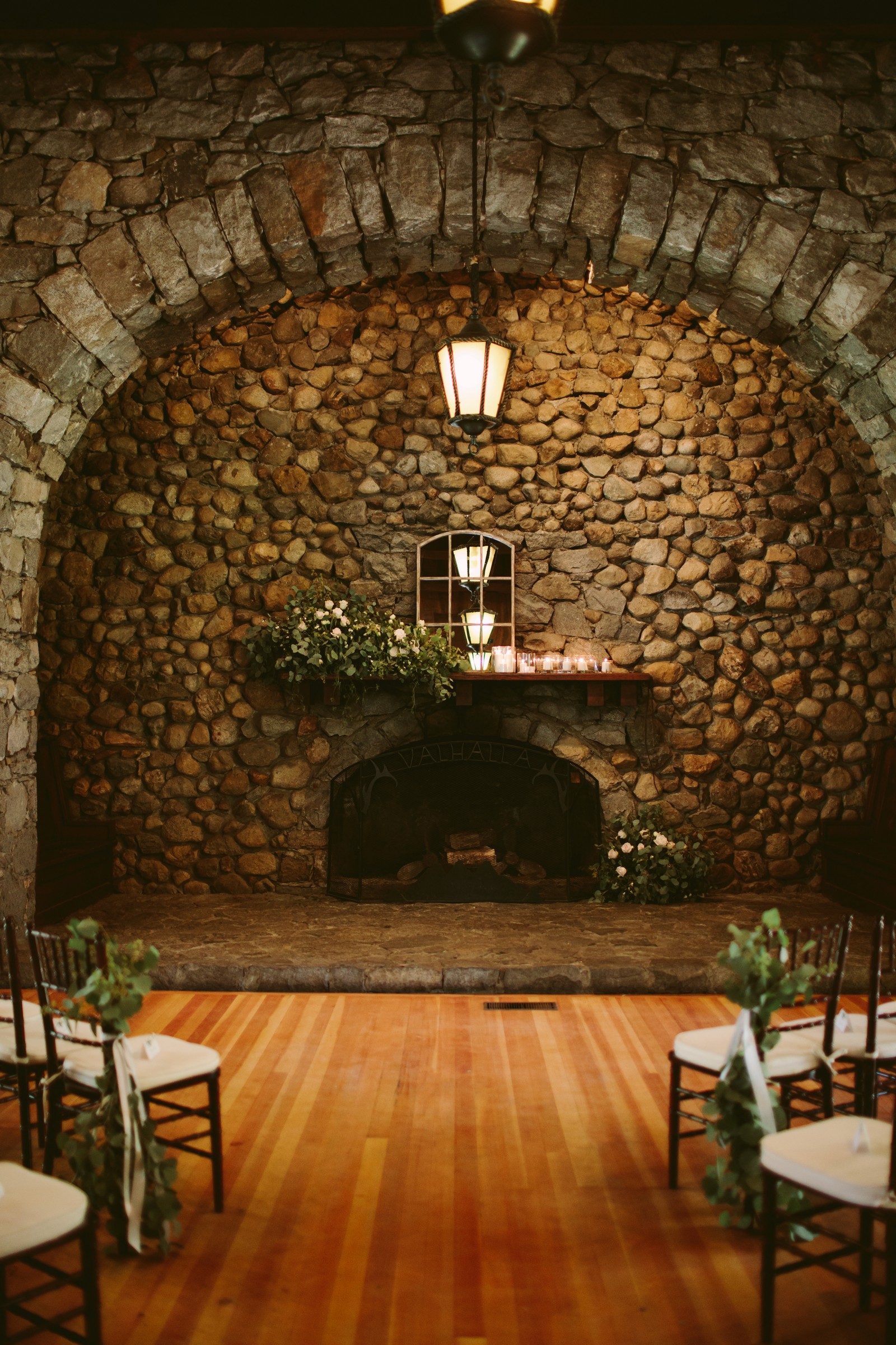 valhalla-kevinlauren-courtneyaaron-a